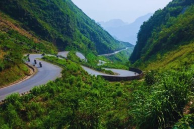 6-Day Ha Giang & Ban Gioc Waterfall Tour from Hanoi
